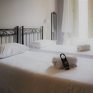 Zimmer mit zwei Einzelbetten